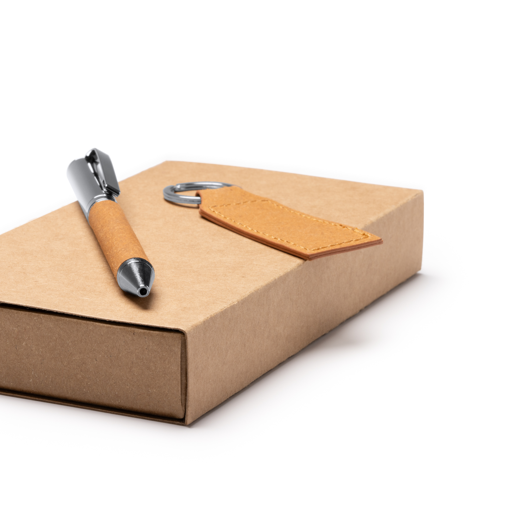Set bolígrafo y llavero piel reciclada Fez para Regalo - Imagen 4
